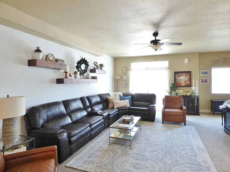 24 E Opequon Rd — Photo 3
