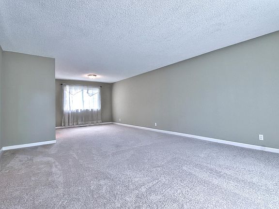 4th image of 7070 Orchard Dr