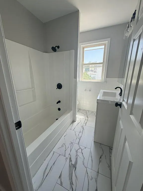 21 Jones St — Photo 3