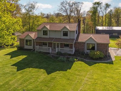 14160 Iroquois Woods Dr, Fenton, MI, 48430