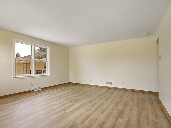 4th image of 1815 29th STREET