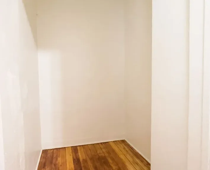 24th Street Apartments — Photo 11