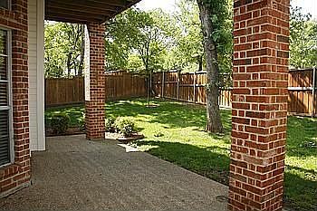 2nd image of 790 Oak Hollow Ln