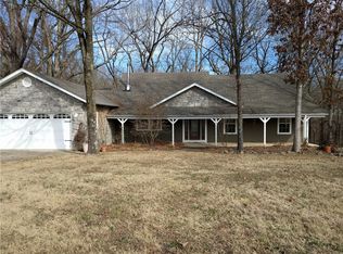 13302 Dawn View Dr, Gentry, AR 72734