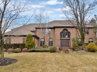 36 Fox Run, North Caldwell, NJ 07006
