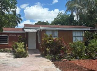1447 NW 98th St, Miami, FL 33147