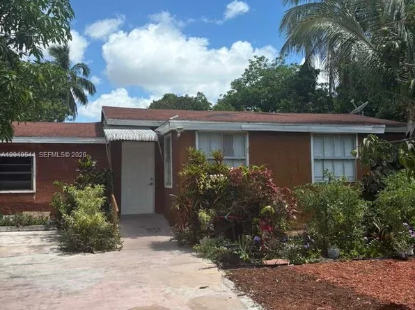 1447 NW 98th St, Miami, FL 33147