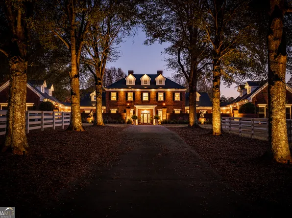 555 Tullamore Way, Milton, GA 30004