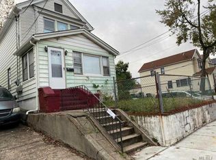 9402 Francis Lewis Blvd, Jamaica, NY 11428