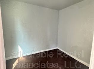 107 W Kassner Pl, Milwaukee, WI 53204