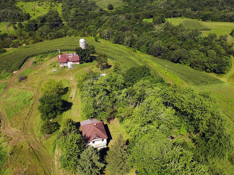 2nd image of 36790 Doe Rd