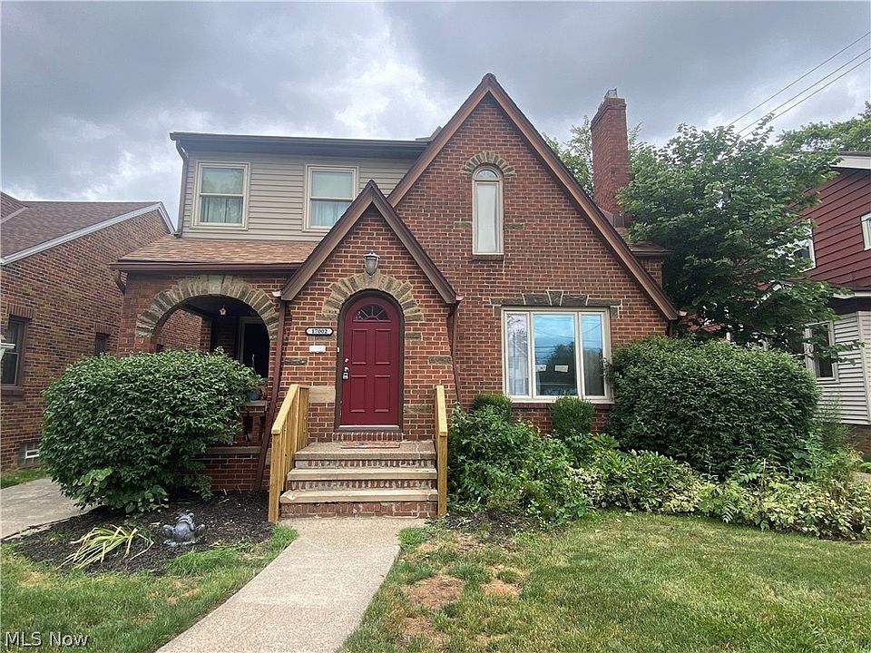 17002 Chatfield Ave, Cleveland, OH 44111 Zillow
