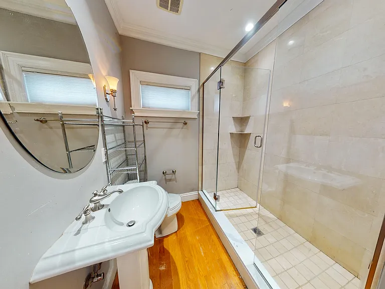 32 Ward St #2 — Photo 14