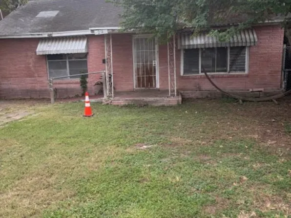 214 Paredes Line Rd, Brownsville, TX 78521