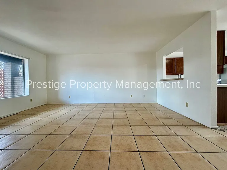 1438 N Alamo Ave #1-7 — Photo 4