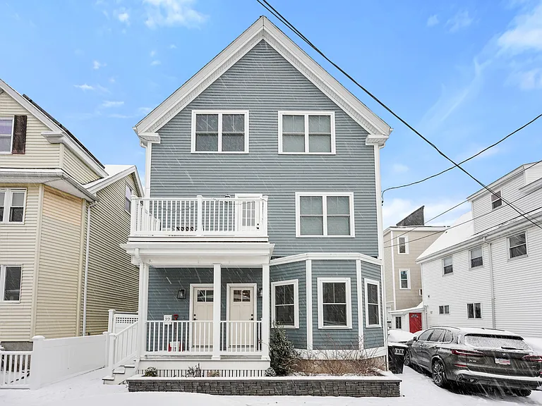 22 Henderson St #1 — Photo 2