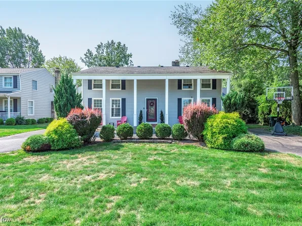 31791 Lake Rd, Avon Lake, OH 44012