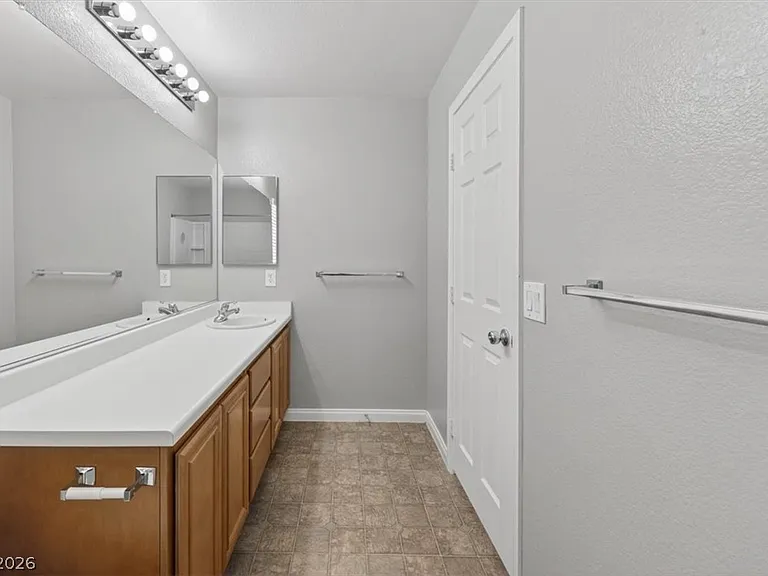 8380 Bismark Sapphire St #0 — Photo 27
