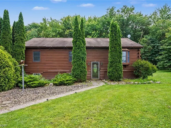 6092 Warren Rd, Cortland, OH 44410