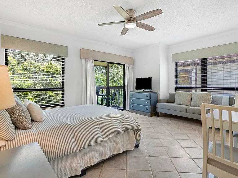 13334 Polo Club Rd #327 — Photo 4