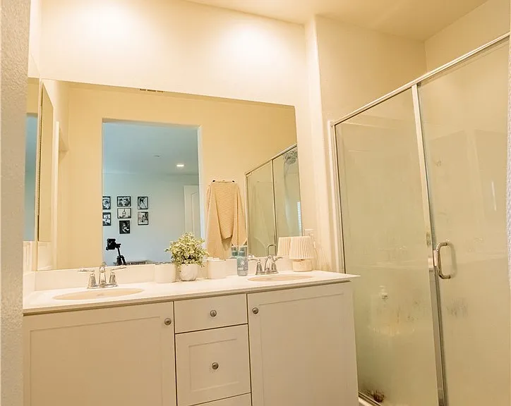 35227 Price St — Photo 10