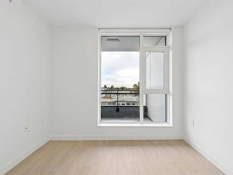 13675 107a Ave #1001 — Photo 5