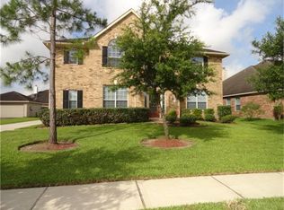 13804 Castle Bluff Ln, Rosharon, TX 77583