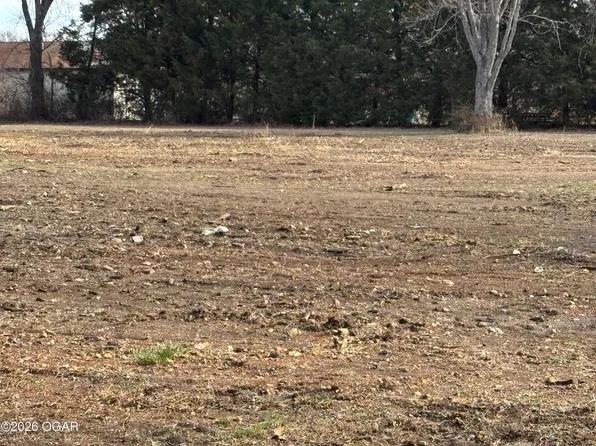 4315 Greenwood Dr #8, Joplin, MO 64804