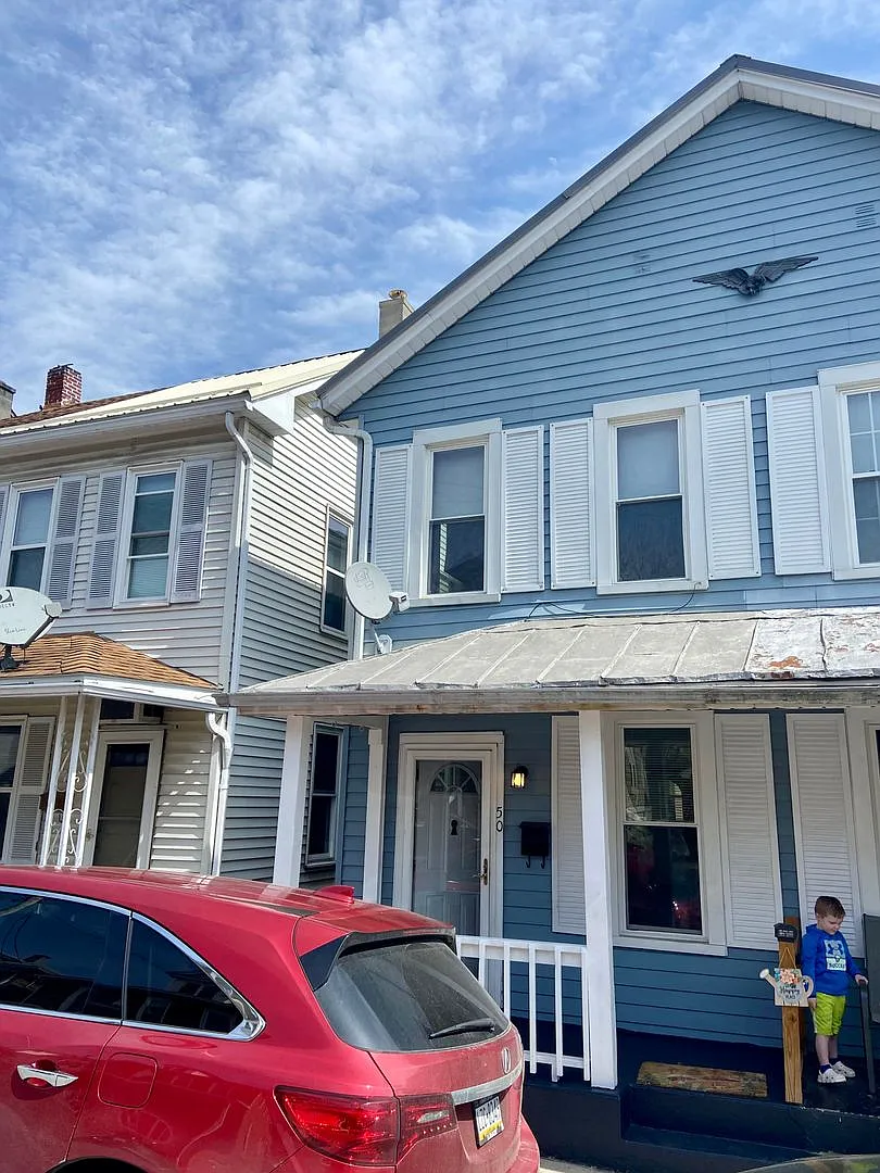 For Rent 2-Bedroom, 1-Bathroom Row-Home in Lewistown, PA/Mifflin County School District. — Photo 2