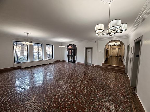 5th image of 109-20 Queens Blvd #3I