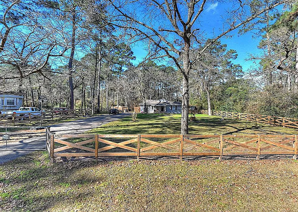 27019 Seahorse Ln