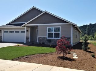 219 Retirement Ln, Cave Junction, OR 97523