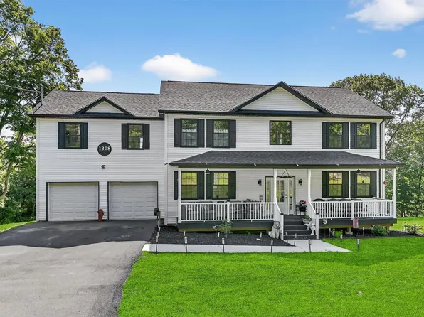 1308 Mountain Road, Port Jervis, NY 12771