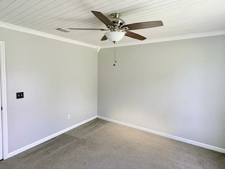 236 Woodbridge Rd — Photo 18
