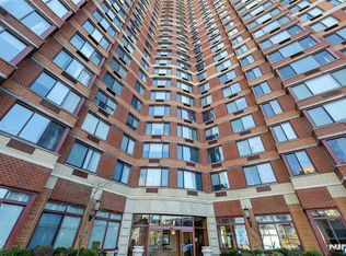 100 Old Palisade Rd APT 3414, Fort Lee, NJ