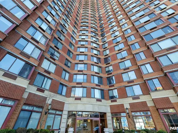 100 Old Palisade Rd APT 3414, Fort Lee, NJ 07024