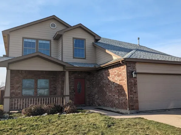 5701 Country Valley Ln, Fort Worth, TX 76179