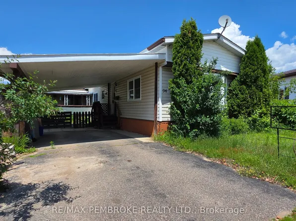94 Pinehurst Est, Petawawa, ON K8H 2H2