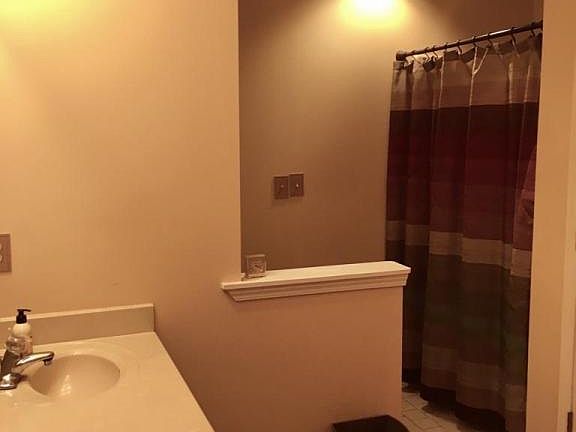 3rd image of 107 Brewer Dr