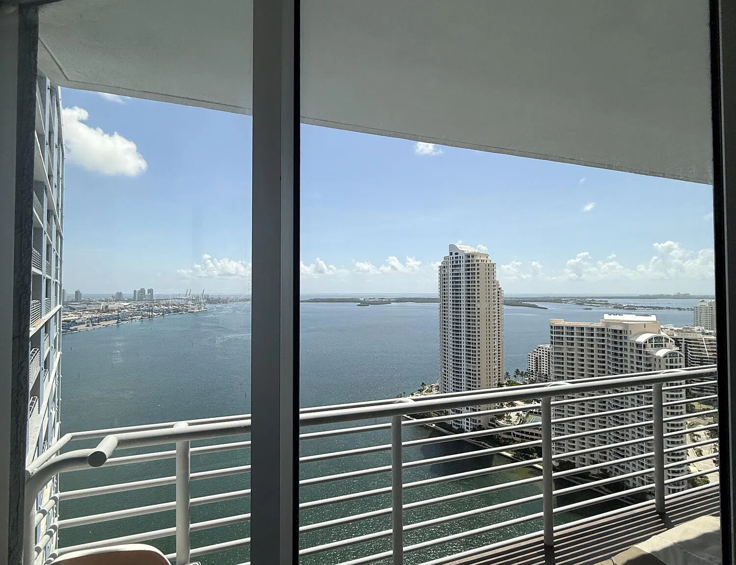1 bed, 1.0 bath, 1416 sqft, $2,500 — Photo 3