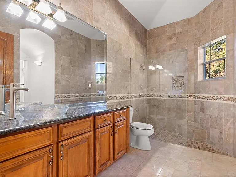 1501 Lake Markham Rd — Photo 58