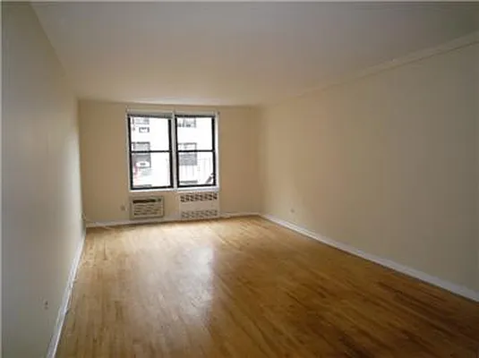 Rented by Lara Group | media 11