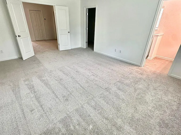 380 Belfort Ct — Photo 6