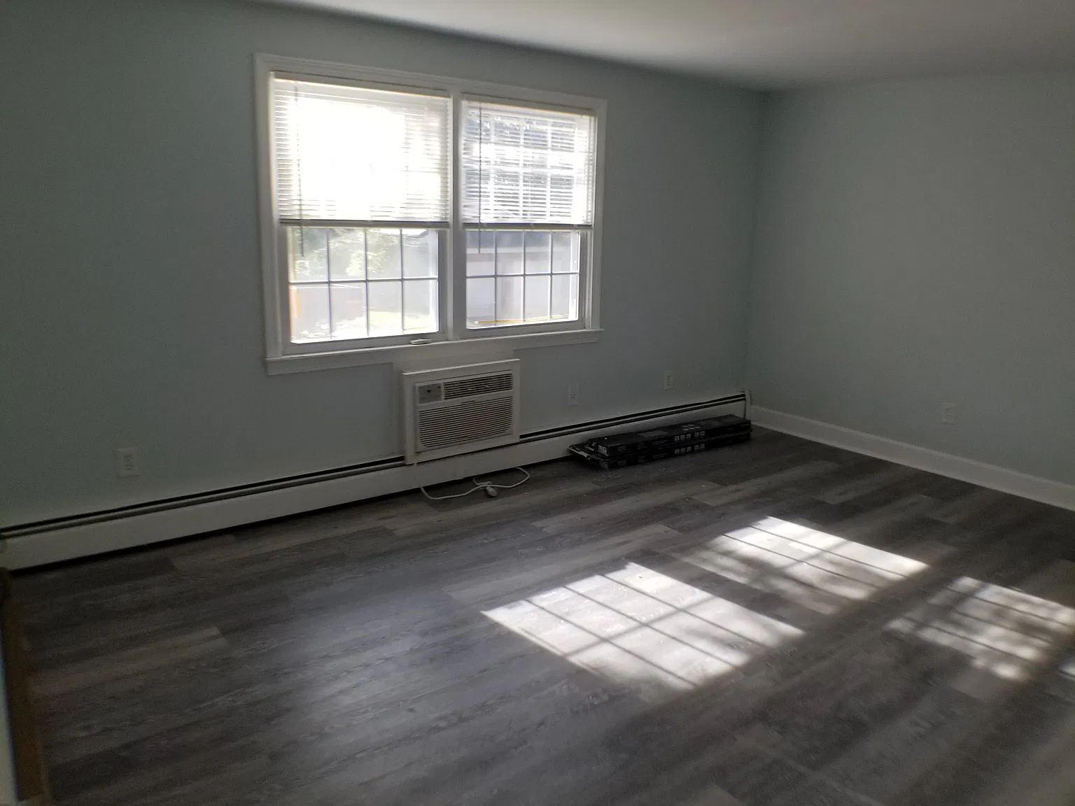 2 bed, 750 sqft, $1,825 — Photo 3