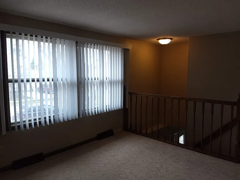 1523-1525 Nicholas Dr — Photo 5
