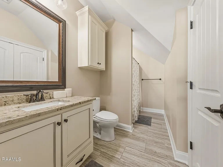117 San Sebastian Dr — Photo 17