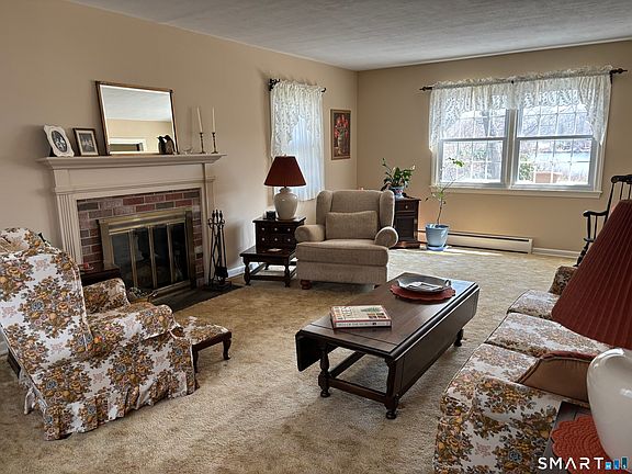 5th image of 5 Colonial Drive