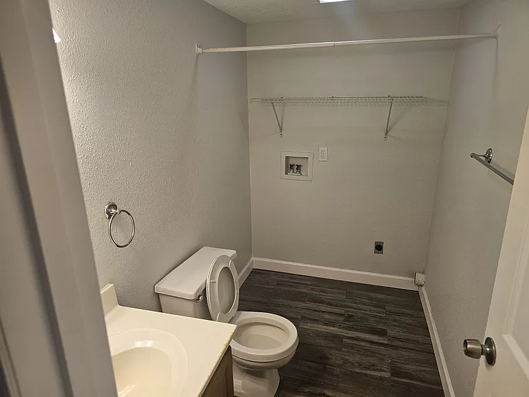 111 Pine Ridge Dr #111 — Photo 8