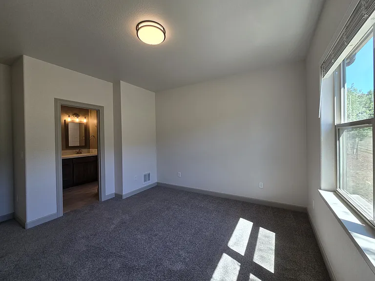 538 Brecken Ct — Photo 13