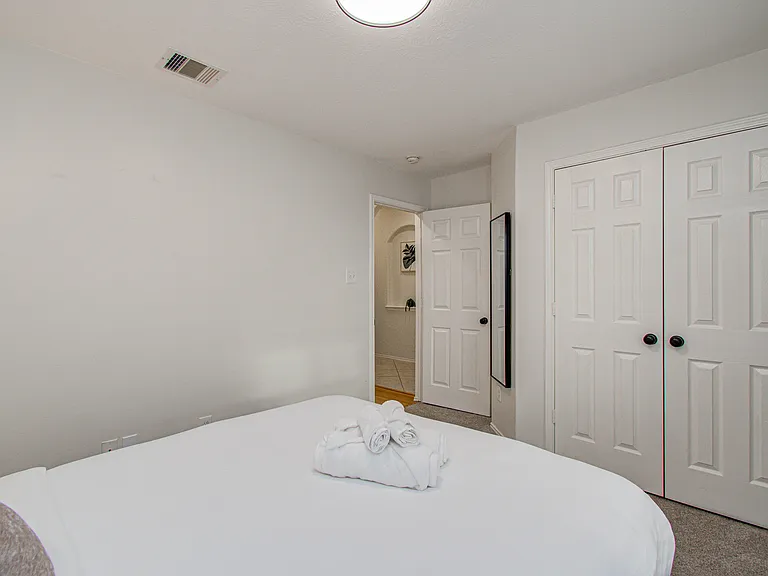 7207 Crescent Mills Dr — Photo 27